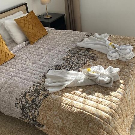 Patras Golden Suite Dış mekan fotoğraf