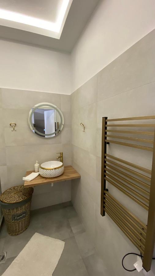 Patras Golden Suite Dış mekan fotoğraf