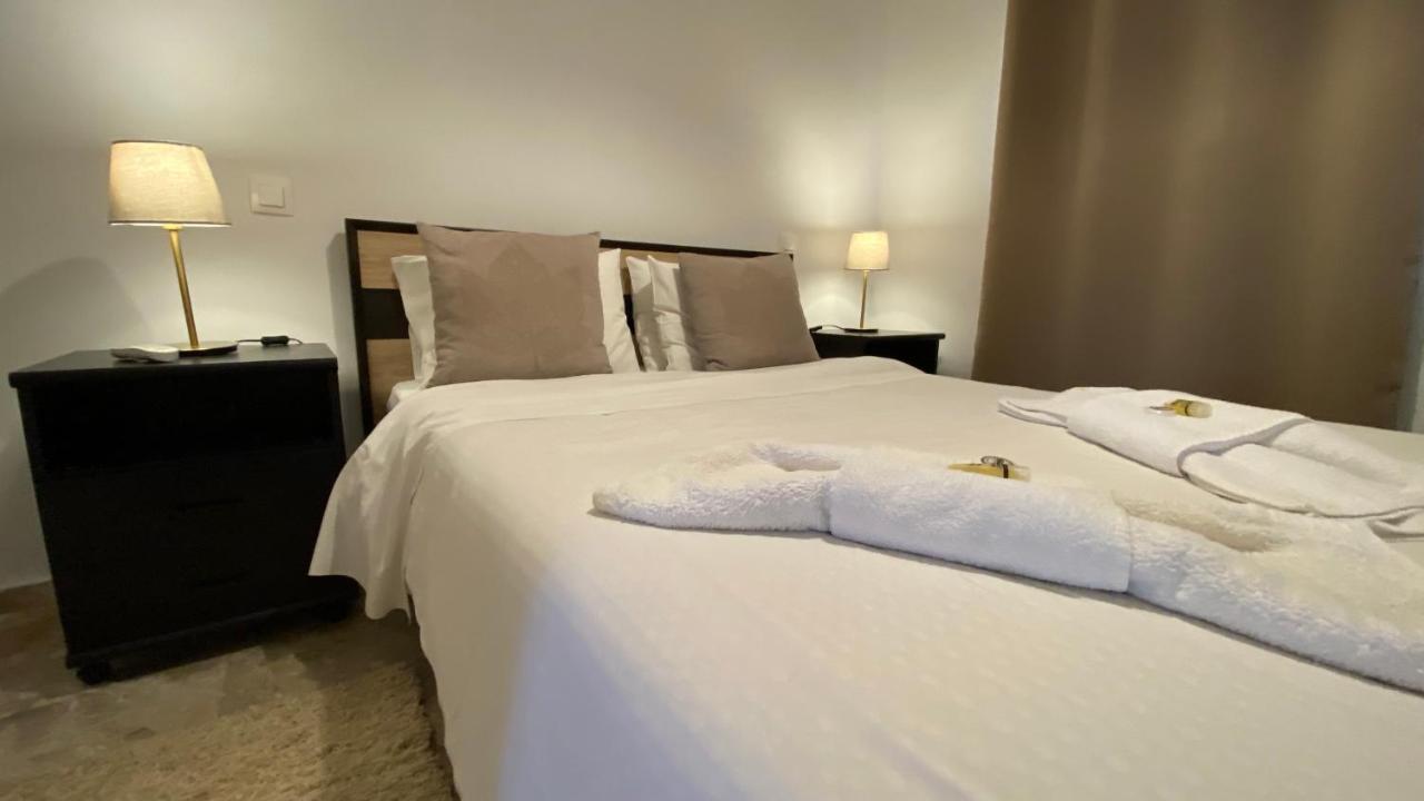 Patras Golden Suite Dış mekan fotoğraf