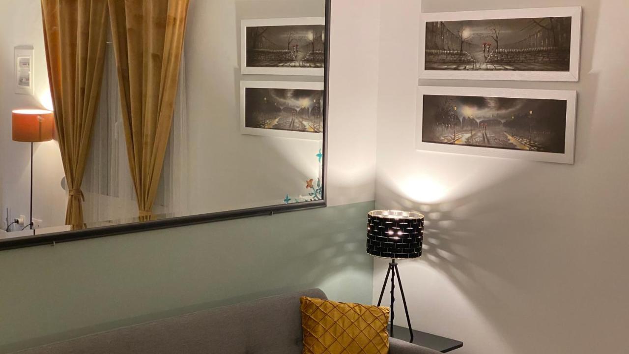 Patras Golden Suite Dış mekan fotoğraf