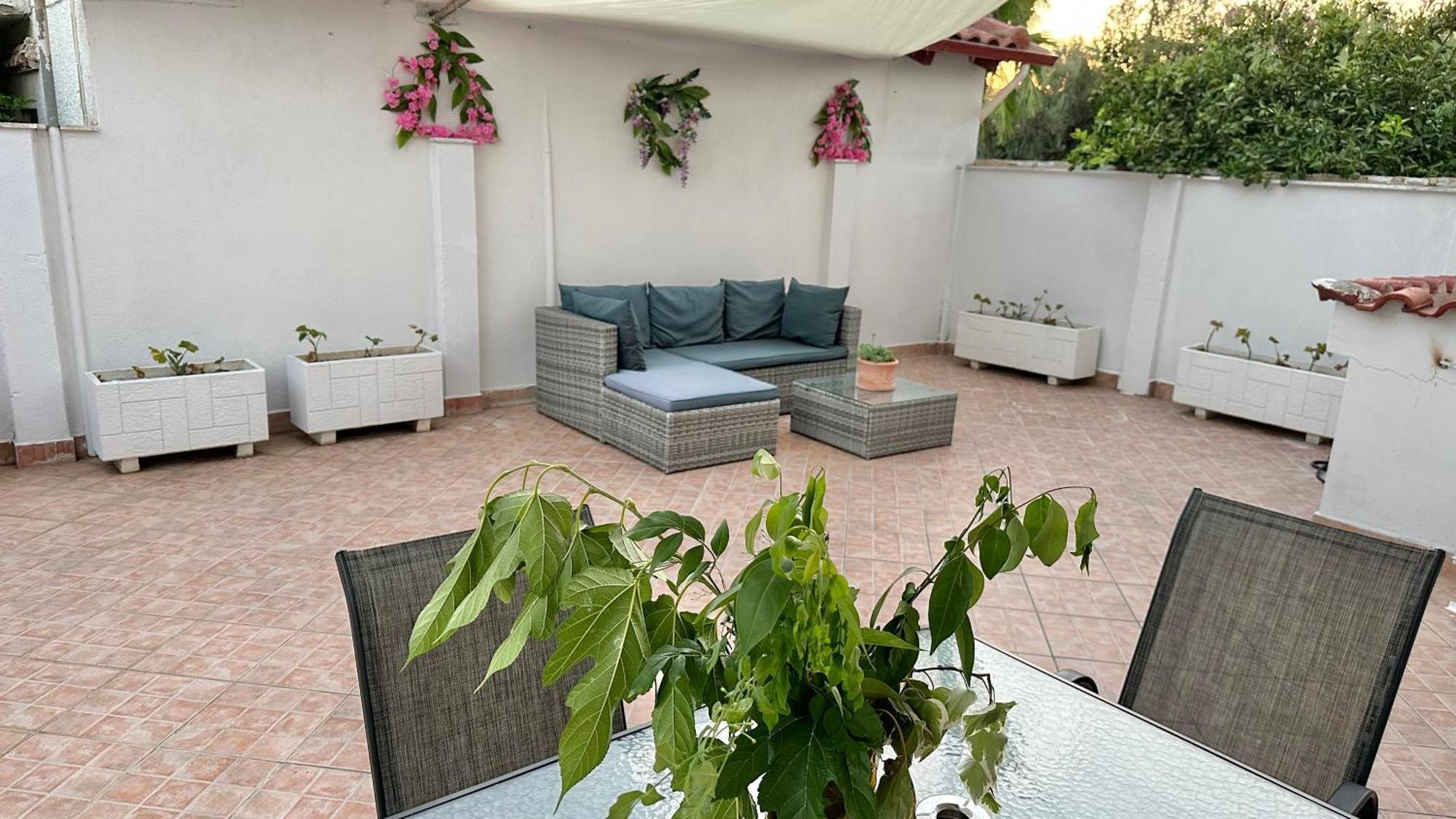Patras Golden Suite Dış mekan fotoğraf